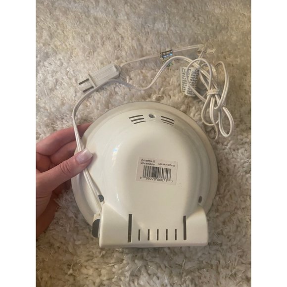 Winter Holiday Home Plug in Light Christmas - Picture 2 of 3